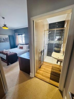 Mayors House Ideal for Groups & Business - Housity