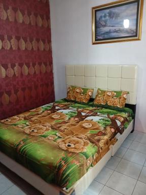 K77 Backpackers - Jungle Tours - Housity