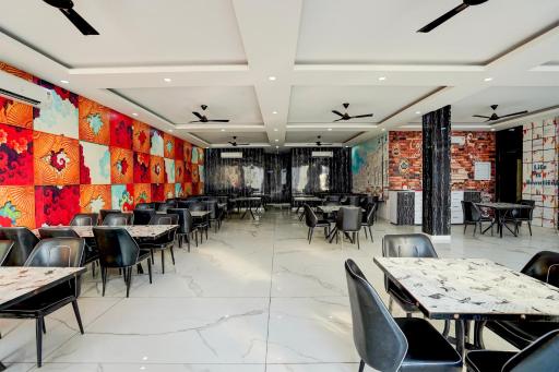 The God's Palace Resort - Housity