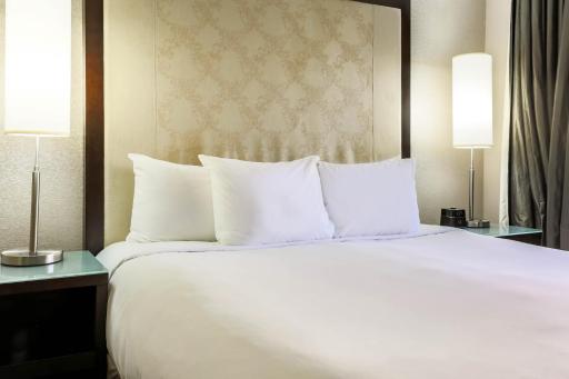 Hyatt Palm Springs - Housity