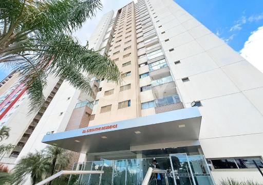 STAY Executive Residence - Housity
