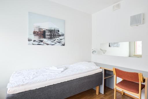 Hostel Linnasmäki - Housity