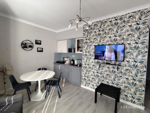 Grand-Tourist Center Point Apartments - Housity