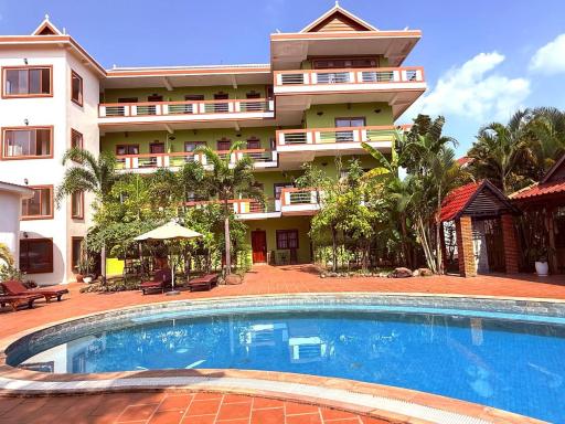 The Moon Kampot Boutique - Hizvo