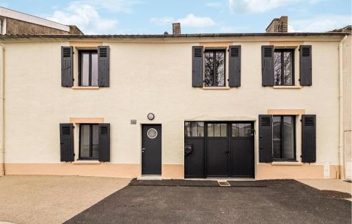 1 Bedroom Cozy Home In Villeneuve En Retz - Housity