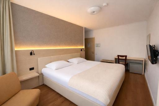Signature Idea hotel - Housity
