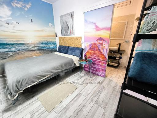 Habitacion Flamingo, entrada privada y baño privado en suite by flamingo house, no fumadores - Housity