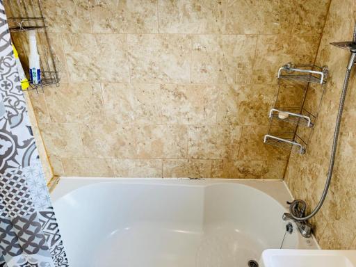 Spacious 4BR House in Wellingborough Long Stays - Housity