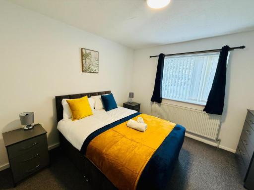 Spacious 4BR House in Wellingborough Long Stays - Housity