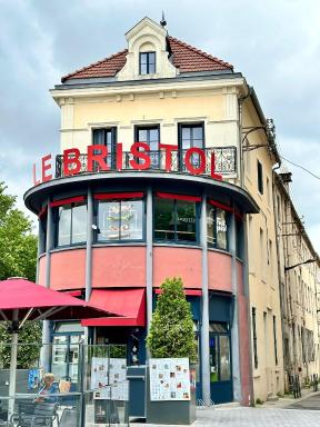 Le Bristol - Gîtes Canal & Chenier, proche gare - Housity