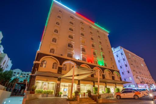 Caesar Hotel - Housity