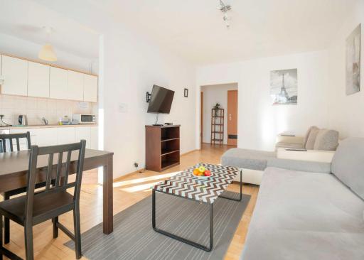 Green Kabaty Apartment 2 - Hizvo