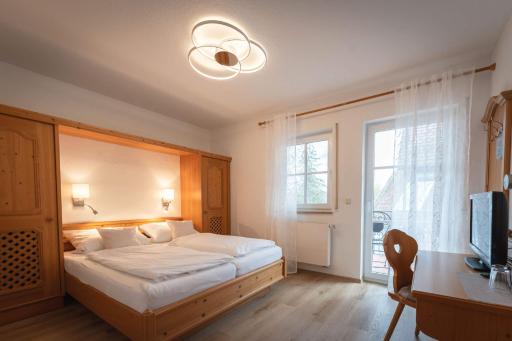 Hotel & Camping Reich am Schnackensee - Housity