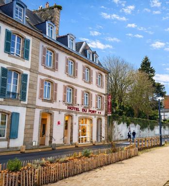 Hôtel Du Port - Housity