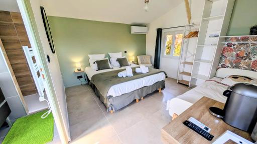 Chambre Voile de soie - Homestay - chez Manon en Luberon - Housity