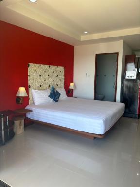 Mountain Seaview Luxury Apartments - Housity