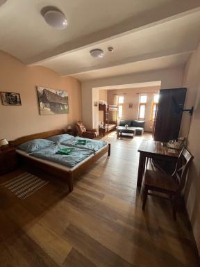 Wellness hotel - Viktorka, herecký dům - Housity