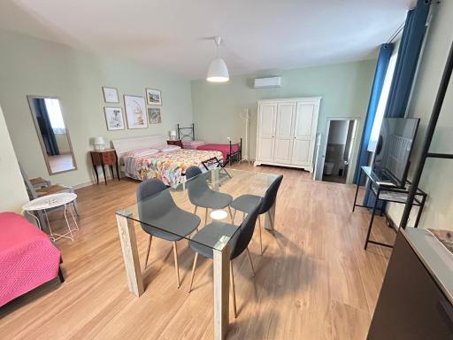 Guest House B&B FRANCIACORTA - Housity
