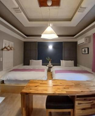 Hill Motel - Housity