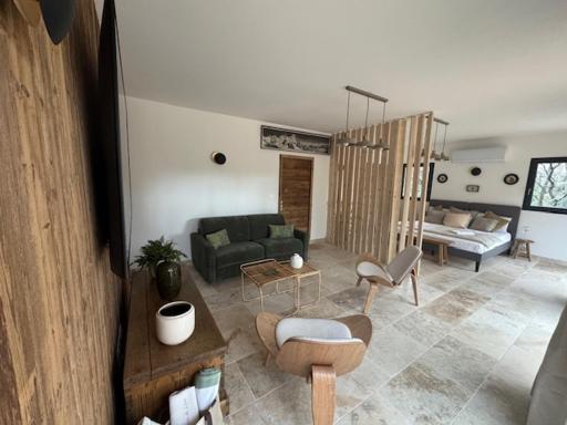 Maison Terre de Lune - Housity