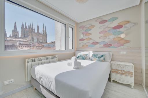 Iraipe Burgos Centro Apartamentos - Housity