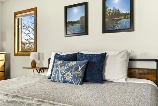 Aqua Aire Inn & Suites - Housity