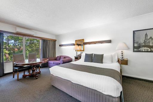 Quality Hotel Colonial Launceston - Housity