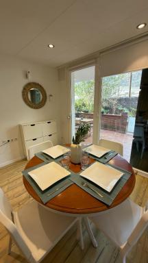 Cozy three-bedroom apartment by the beach - Housity