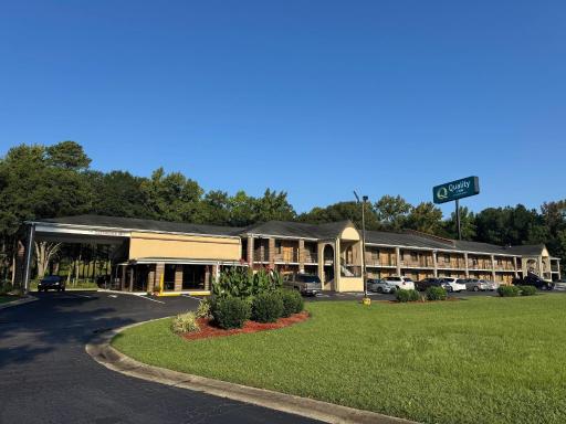 Quality Inn Kenly I-95 - Housity