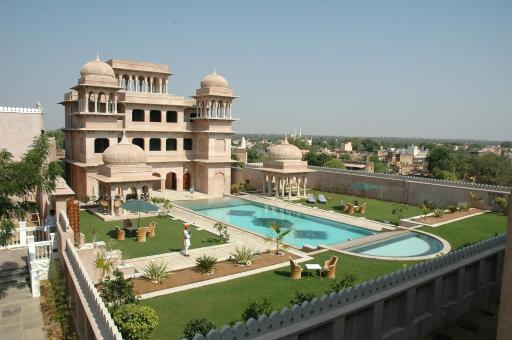 Hotel Castle Mandawa - Housity