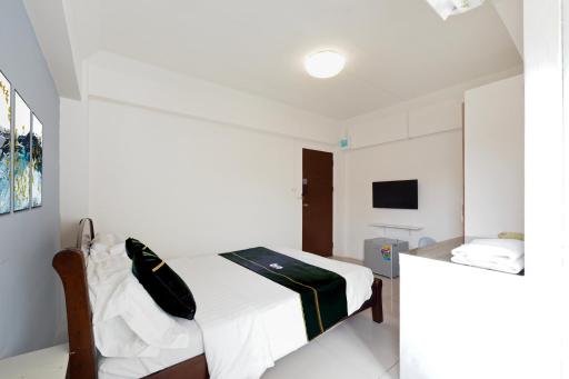 RoomQuest Suvarnabhumi Ladkrabang 42 - Housity