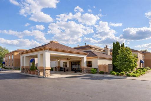 Best Western Davison Inn - Housity