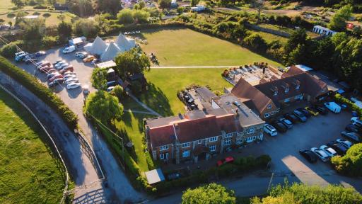 The Crescent Turner Hotel - Housity