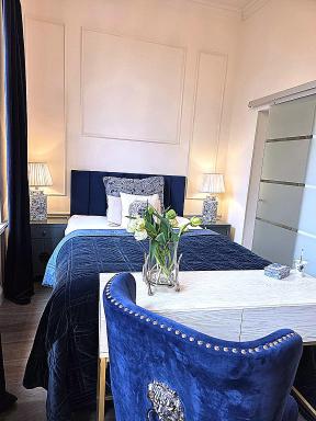 Midcoast Studio TheBlue - Housity