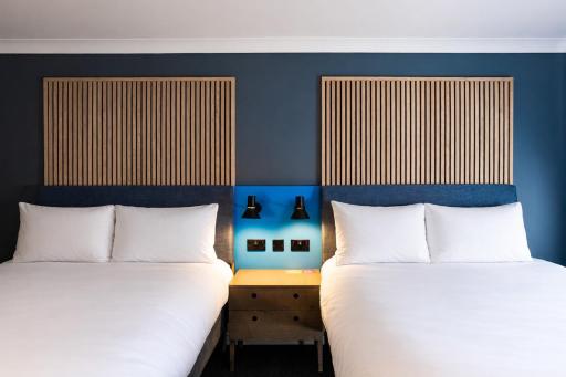 Village Hotel Birmingham Walsall - Housity