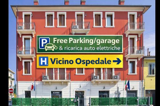 Verona Class ApartHotel 