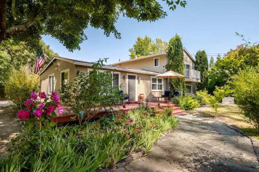 Sonoma Wine Country Bungalow - Housity