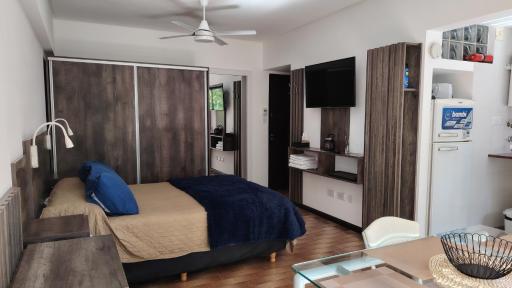 Luminoso Ambiente, con cochera en lo mejor de La Perla - Housity