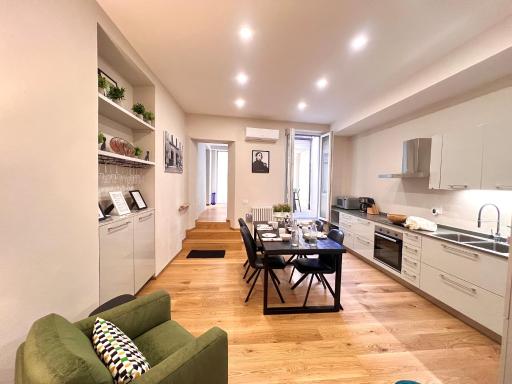Courtyard 23 - Housity
