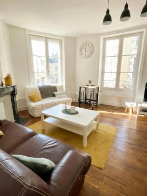 Studio atypique centre Vivonne - Housity
