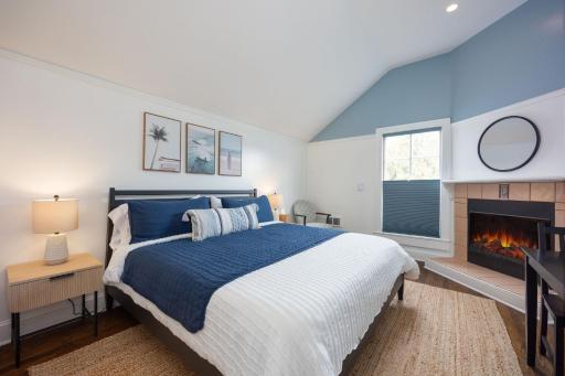 BytheSea Inn - Housity