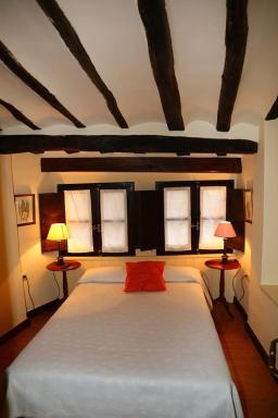Travel Proud Casa Rural Las Pedrolas - Housity
