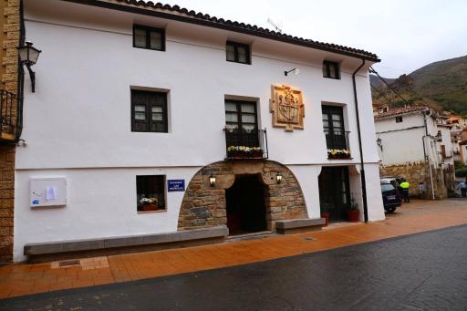 Travel Proud Casa Rural Las Pedrolas - Housity