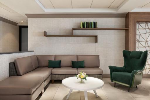Wyndham Garden Totowa - Housity