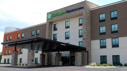 Holiday Inn Express & Suites White Hall by IHG - Housity