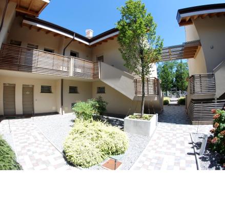 Bombyx Inn - Housity
