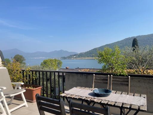 Sarnico Terrazza sul lago di Iseo - Housity