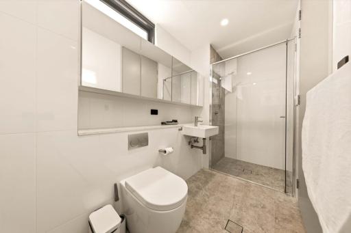 Chic 2BR Retreat in Vibrant Gladesville - Housity