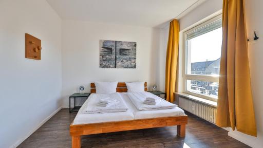 Spacious Flat - Housity