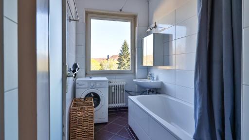 #centralstation #130qm Hauptbahnhof #netflix - Housity